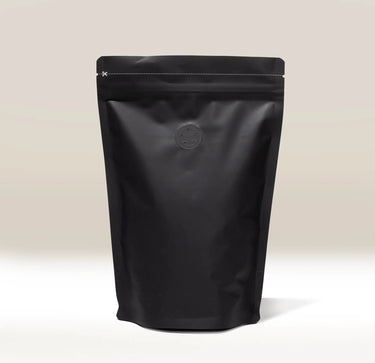 Ravecoffee's Zip Lock Bags with Degassing Valve x5, featuring a matte black finish and resealable zip lock, are displayed against a neutral background.